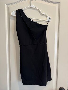 jenna one shoulder dress superdown superdown | Dresses | Superdown Jenna One Shoulder Dress In Grey Size M Like New